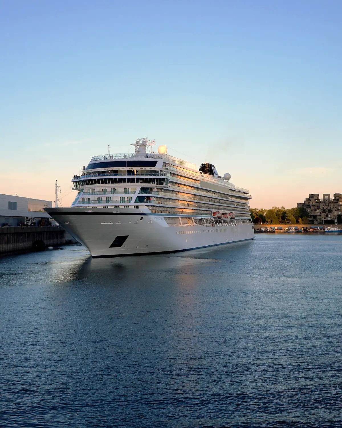 Viking Sea (ship, 2016) dans le vieux port de. Montréal (Canada)